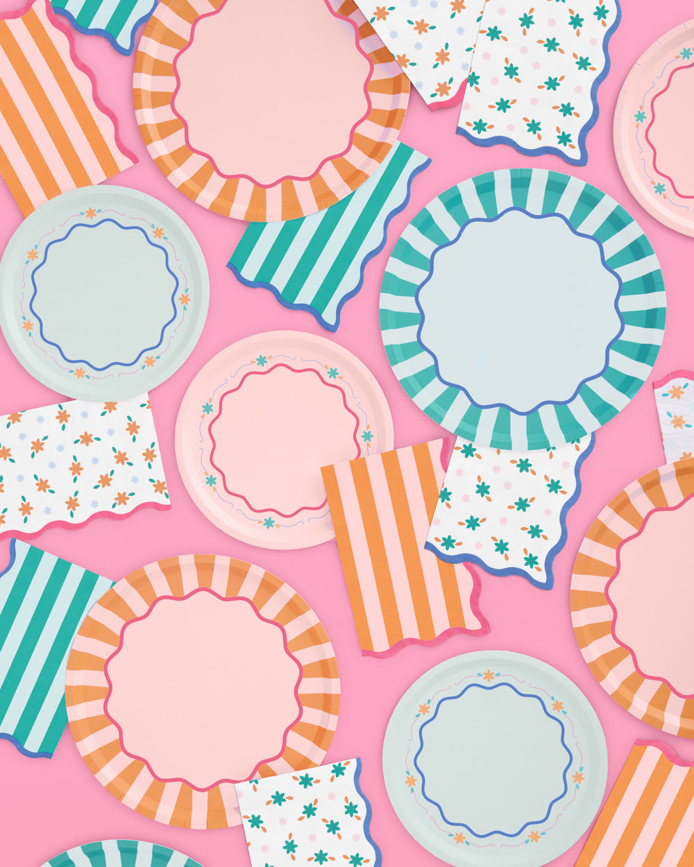 Italian Summer Trio - 32 plates, 24 napkins + 2 vases