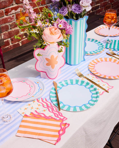 Italian Summer Trio - 32 plates, 24 napkins + 2 vases